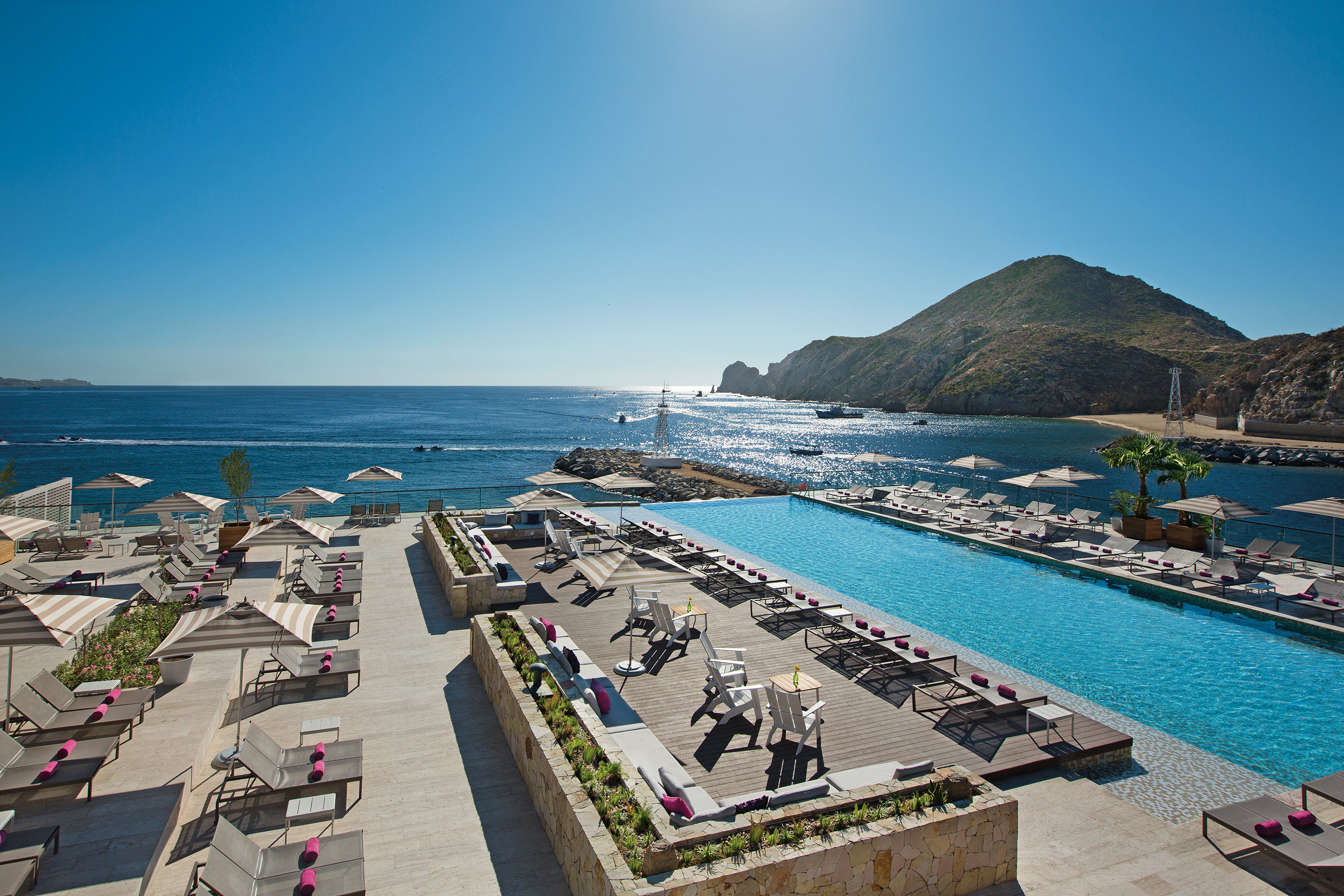 Breathtaking Luxurious Los Cabos Resort