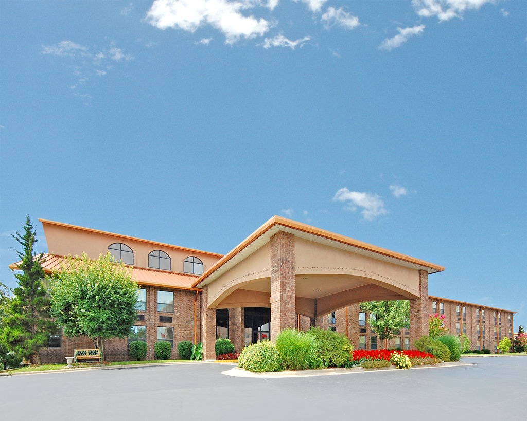 Comfort Inn At Thousand Hills