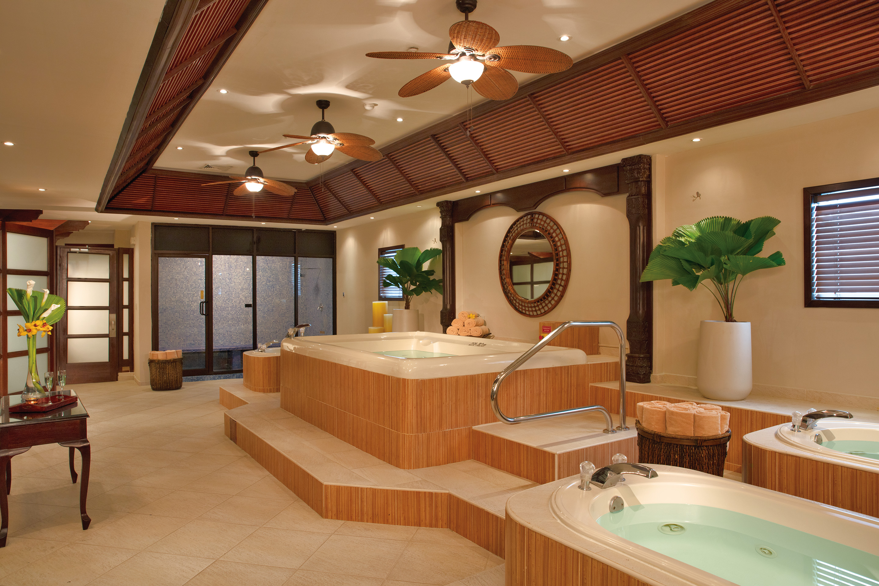 Fantasy Luxury Spa & Resort Playa Bonita Panama
