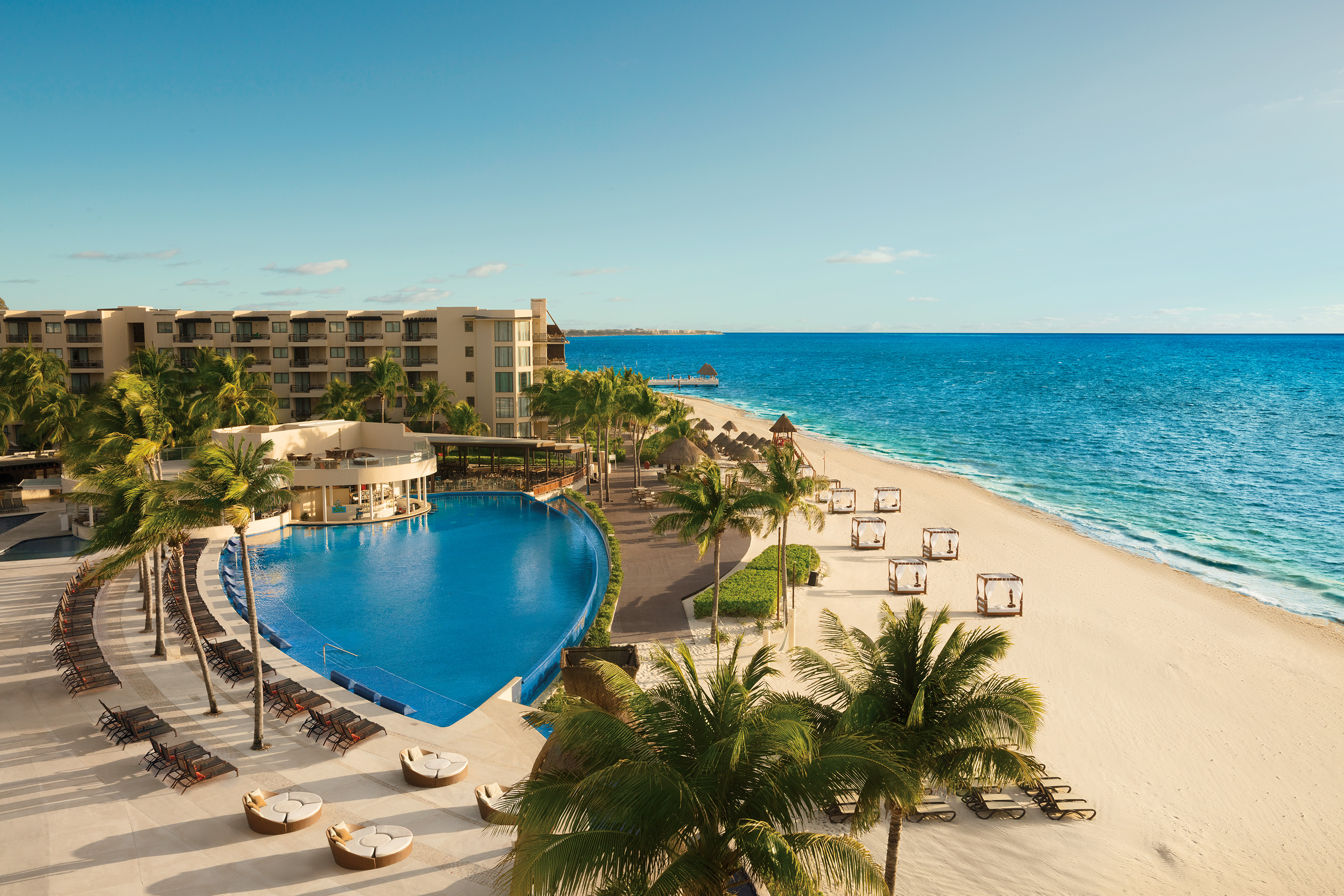 Fantasy Riviera Cancun Resort & Spa